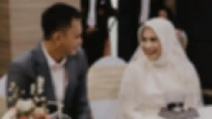 Ikke Nurjanah dan Karlie Fu menikah