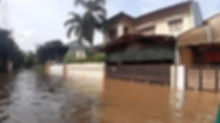 Rumah Raja Dangdut Rhoma Irama berada di Jalan Pondok Djaya VI No 14, Mampang Prapatan, Jakarta Selatan, ikut kebanjiran seperti saat didatangi Sabtu (20/2/2021). 