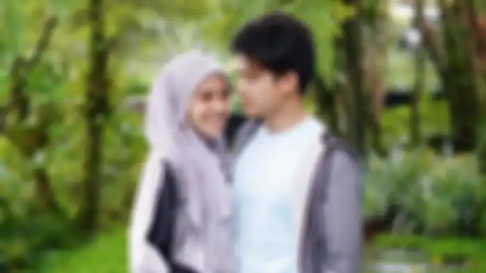 Dhini Aminarti dan Dimas Seto masih romantis setelah 11 tahun menikah