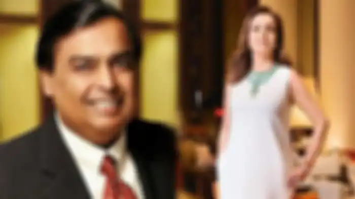 Mukesh Ambani dan istrinya, Nita Ambani