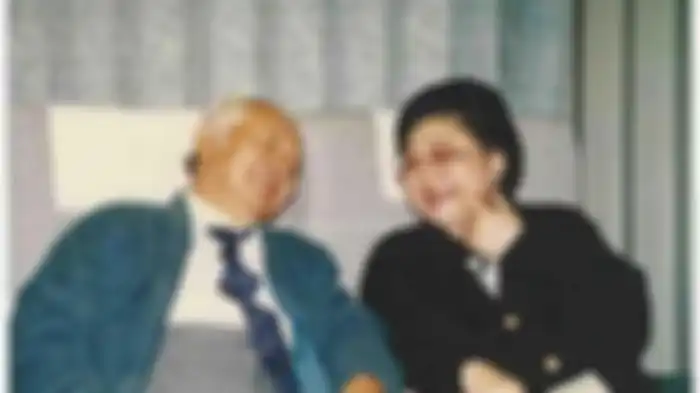Soeharto dan Tien Soeharto.