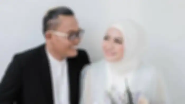 Sule dan Nathalie Holscher pisah ranjang