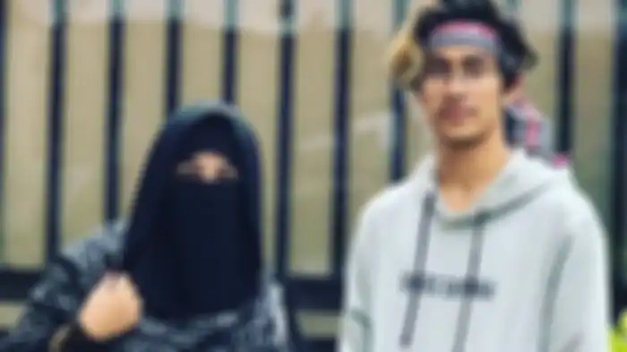 Umi Pipik dan Abidzar Al Ghifari