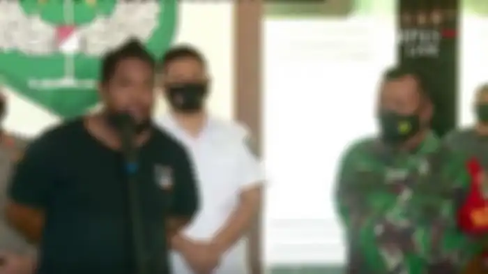 Foto tampang Hendry Lettemu, koordinator para debt collector menyampaikan permohonan maaf pada Serda Nurhadi.