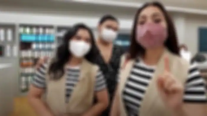 Amindana Chinika diajak Raffi dan Gigi pergi ke sebuah mall untuk bertemi dengan fesyen stylist Wanda Hara.