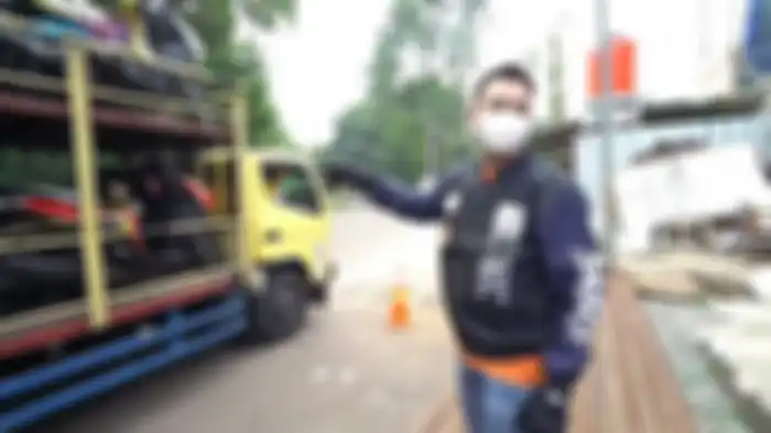 Raffi Ahmad borong motor satu truk
