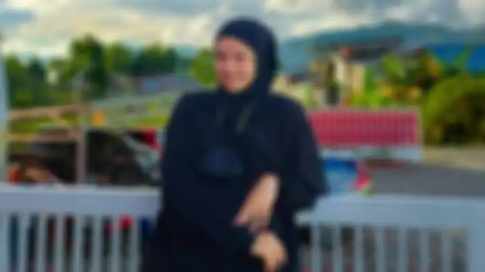 Retno Paradinah istri Zul Zivilia 