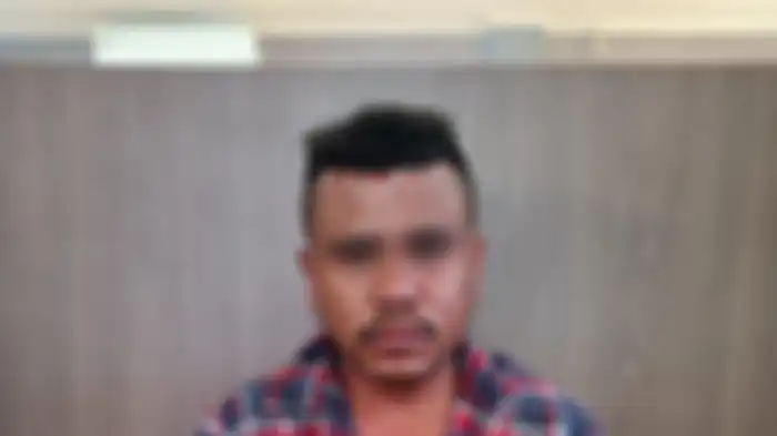 Tampang debt collector yang bawa kabur motor ojol di Jalan Meruya Ilir, Kebon Jeruk, Jakarta Barat.
