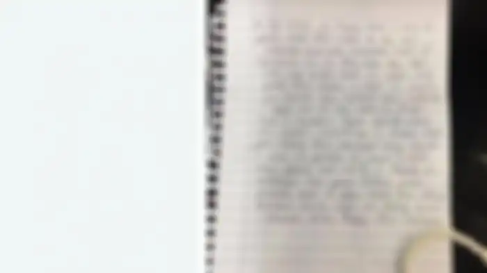 Surat manis ditemukan dalam karavan. 