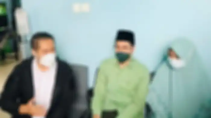 Bukan hanya Sunan Kalijaga, istri siri ayah Taqy Malik ini juga dibela anak Ketua MPR, Bambang Soesatyo. Ini foto pengacara Marlina Octoria.