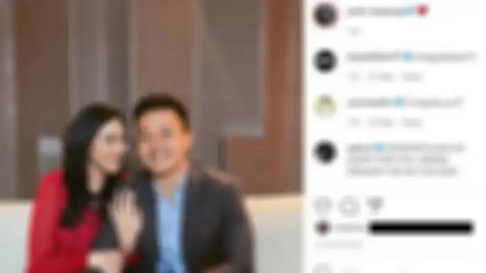Putri Tanjung baru dilamar sang kekasih