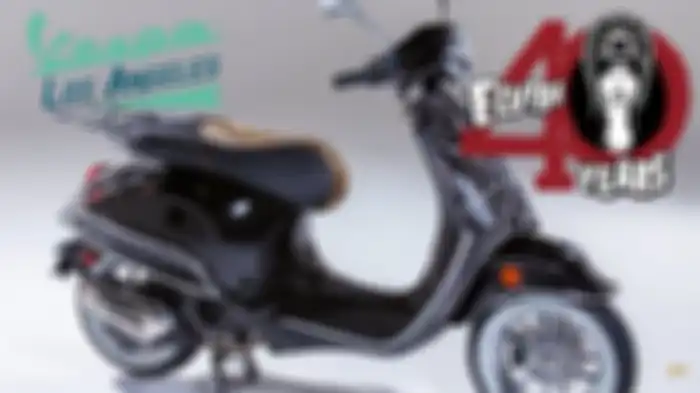 Vespa Elvira Macabre Limited Edition dirilis dalam rangka memperingati 40 tahun serial Elvira Macabre