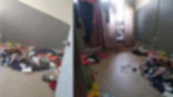 Penampakan rumah setelah ditinggalkan penyewanya.