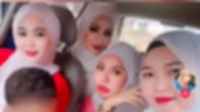 Mimi bersama 3 istri suaminya