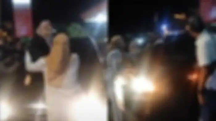 Satu video viral di media sosial memperlihatkan aksi heroik anak hadang mobil ayahnya di tengah jalan, ternyata tepergok selingkuh. 
