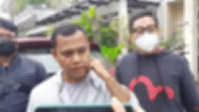Faisal, Ayah Bibi Andriansyah kaget saat Doddy tiba-tiba datang kerumahnya 