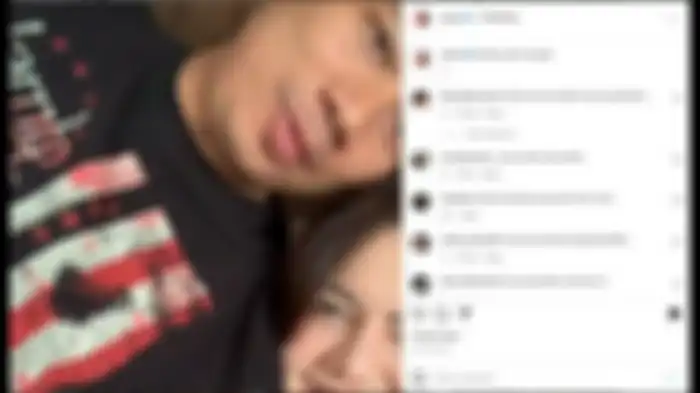 Unggahan Ratu Rizky Nabila tengah bersama dengan Vicky Prasetyo.