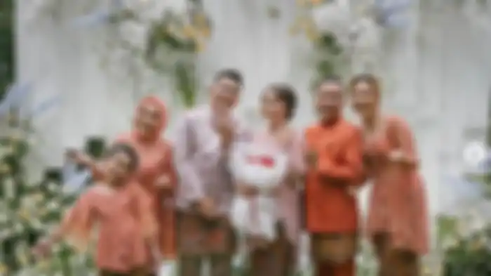 Syifa bersama keluarga 