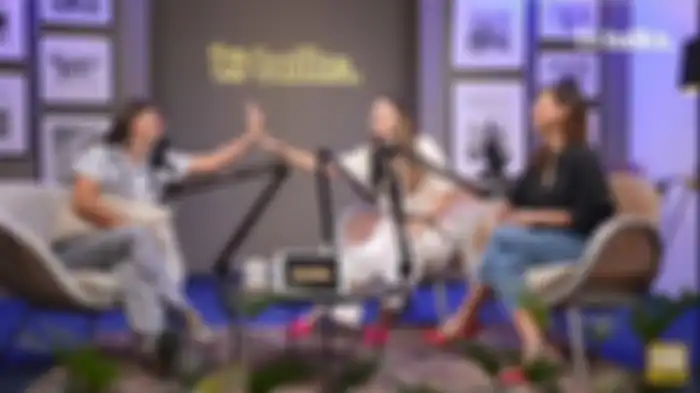 Luna Maya ajak Hesti Puwadinata tos gegara senasib.
