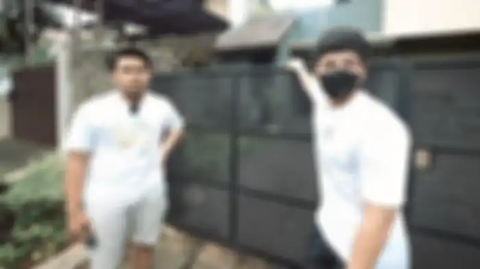 Thariq Halilintar dan Atta Halilintar saat lihat rumah baru. 