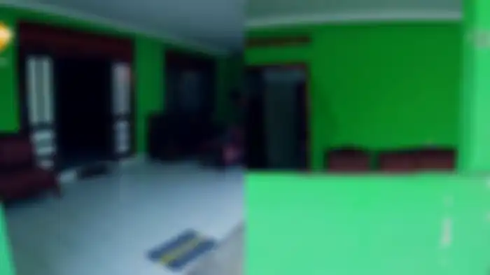 Rumah Arie Untung di kampung halamannya. 