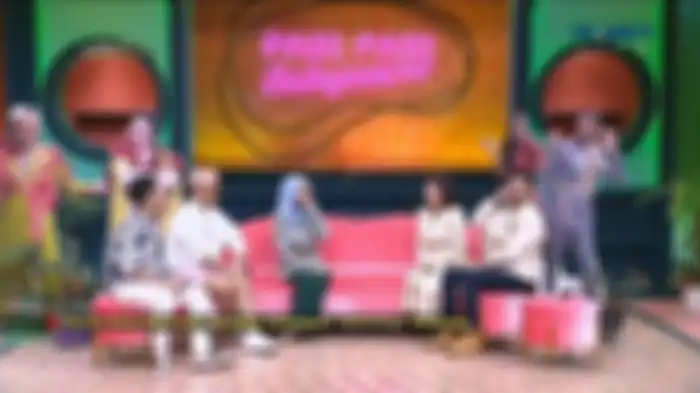 Desy Ratnasari saat menjadi bintang tamu dalam Pagi Pagi Ambyar, Jumat (15/4/2022)