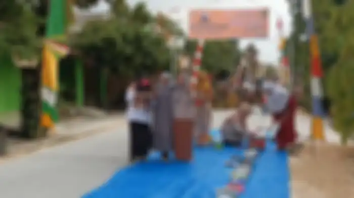 Antusias para warga Desa Jetis Grobogan menyambut Crazy Rich Joko Suranto pulang kampung.