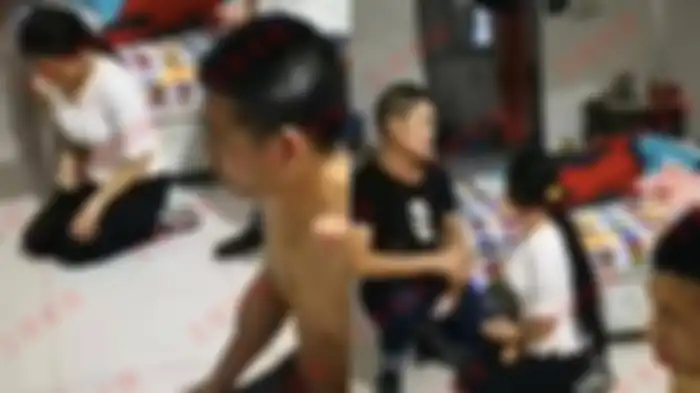 Suami pergoki istri selingkuh 