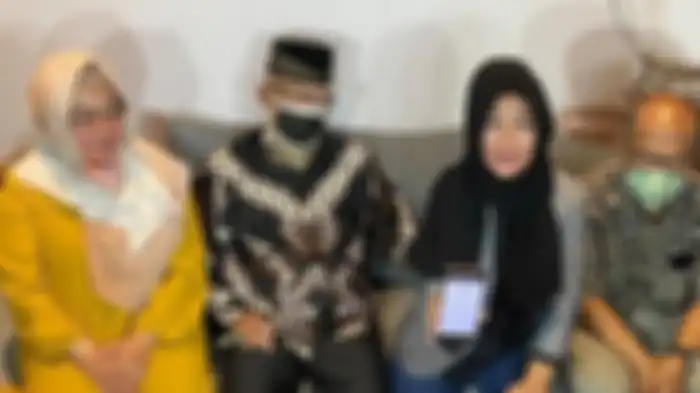 Keluarga Medina Zein.