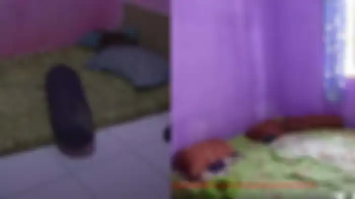 penampakan rumah sederhana Bonge - Kamar Bonge (kiri) dan orangtuanya (kanan)