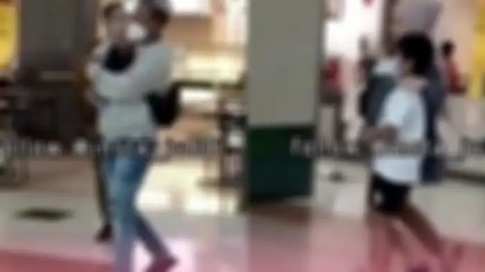 Potret Sule dan Nathalie Holscher sedang kepergok jalan.