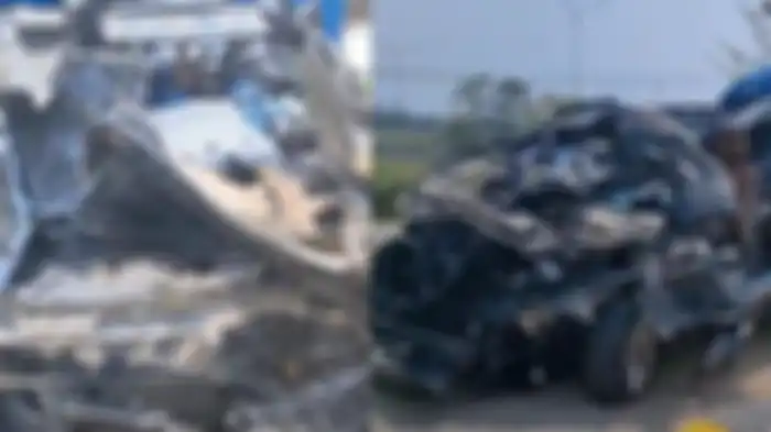 Kondisi Toyota Kijang Innova ayah Gubernur Jawa Tomur, Emil Dardak yang menghantam truk di tol Pemalang-Batang, Jawa Tengah