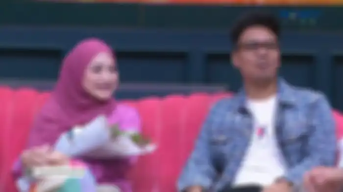 Frans Faisal bawa bunga untuk mantan Sule, Nathalie Holscher