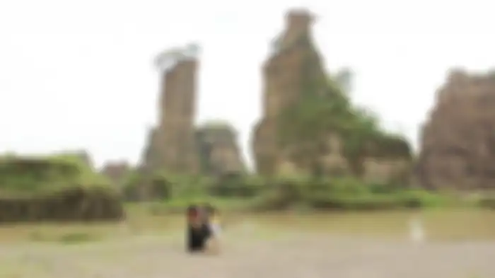 Bukit kembar ini memang menjadi landmarknya di Brown Canyon ini. 
