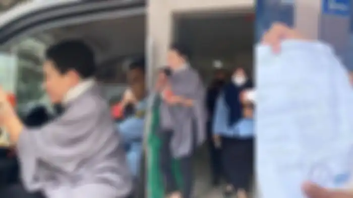 Nikita Mirzani dirujuk berobat ke RS Bintaro Jakarta Selatan, Rabu (21/12/2022)
