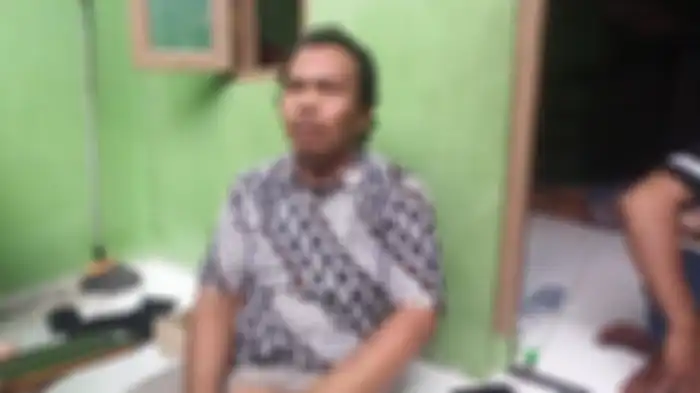 Iriyanto, anak dari korban tewas Iriana