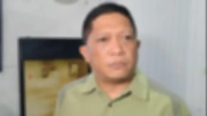 Paman Tenri Ajeng, Amrul Sabara.