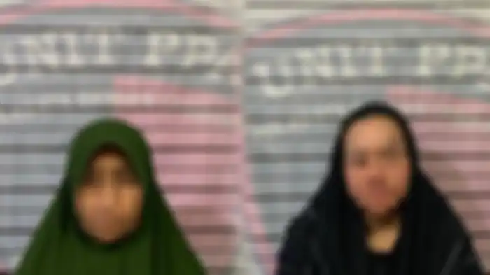 Ini tampang ibu dan anak yang menjadi tersangka penganiayaan terhadap Asisten Rumah Tangga (ART) yang bekerja di rumah mereka.