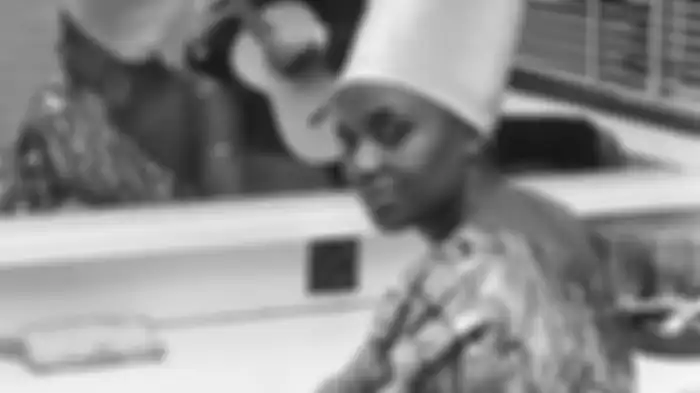 Sosok Miriam Makeba (1969), penyanyi yang menjadi inspirasi lagu berjudul "Makeba".(