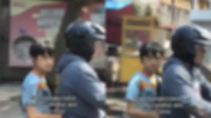 Viral di media sosial seorang bocah sangat mirip dengan Rafatar anak Raffi Ahmad dan Nagita Slavina, terlihat anak tersebut sedang dibonceng pakai motor dan menggunakan kaus tim sepak bola 