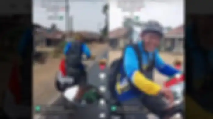 Kakek Supriadi (63) naik sepeda ke Mekkah  
