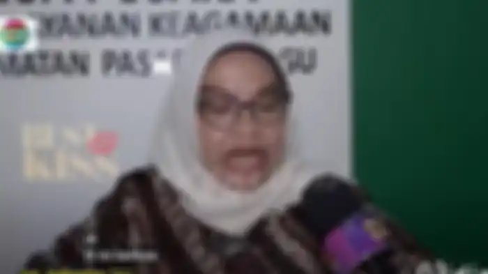 Staff KUA Pasar Minggu, Emma Fatmayani 