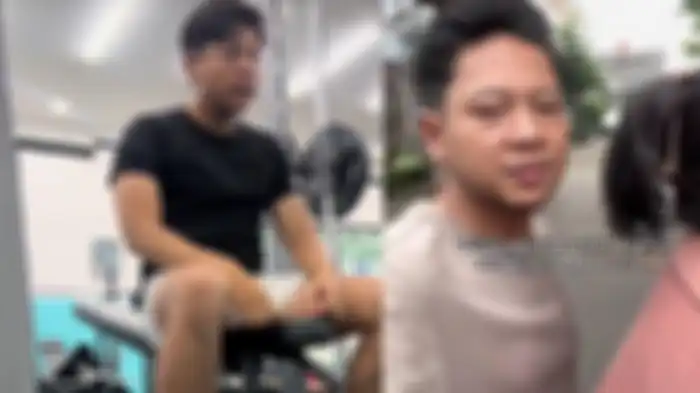 Penampilan Satrio fans Nagita Slavina yang diusir penggemar cewek 