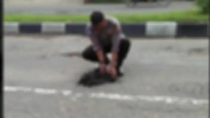 Polantas tambal jalan