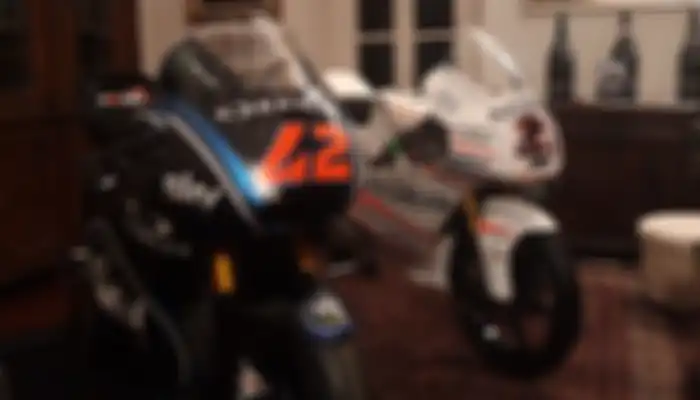 Koleksi motor balap Francesco Bagnaia, motor Moto2 Kalex dan Moto3 Mahindra