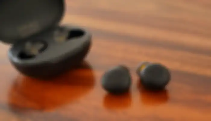 realme buds Q dan case charger
