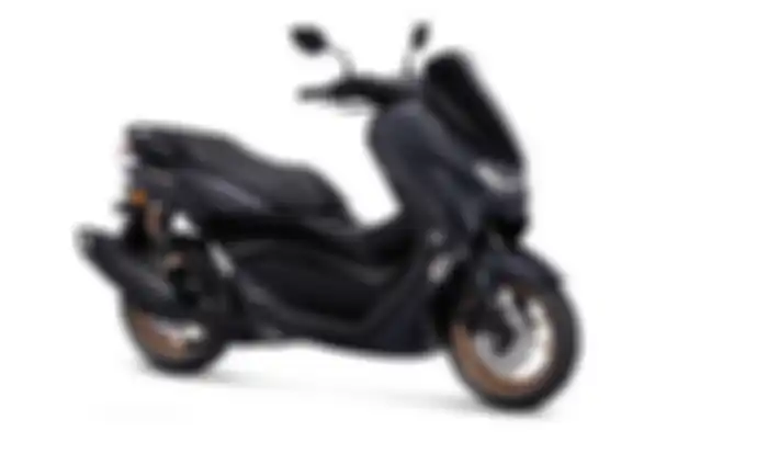 Warna Maxi Signature Black pada All New NMAX 155 Connected/ABS juga dapat penyegaran