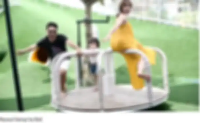 Gisel, Gading, dan Gempi saat di Bali