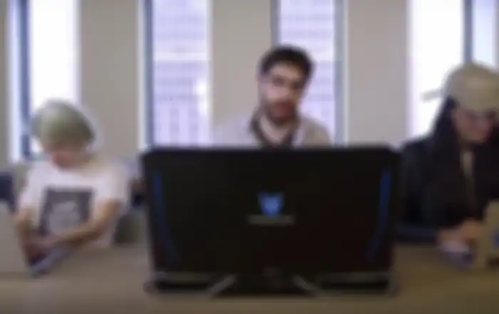 Laptop mahal buatan Acer.