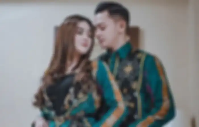 Nella Kharisma dan Dory Harsa.